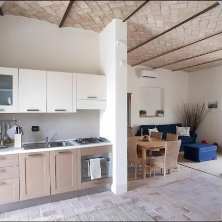 Casale Marroggia * Foligno